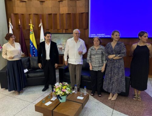 Inaugurada exposición «Transitar» del maestro Armando Villalón en celebración del 28 aniversario de creación de la UJAP