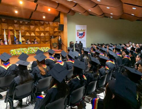 UJAP graduó a 391 nuevos profesionales en una ceremonia cargada de emoción y esperanza
